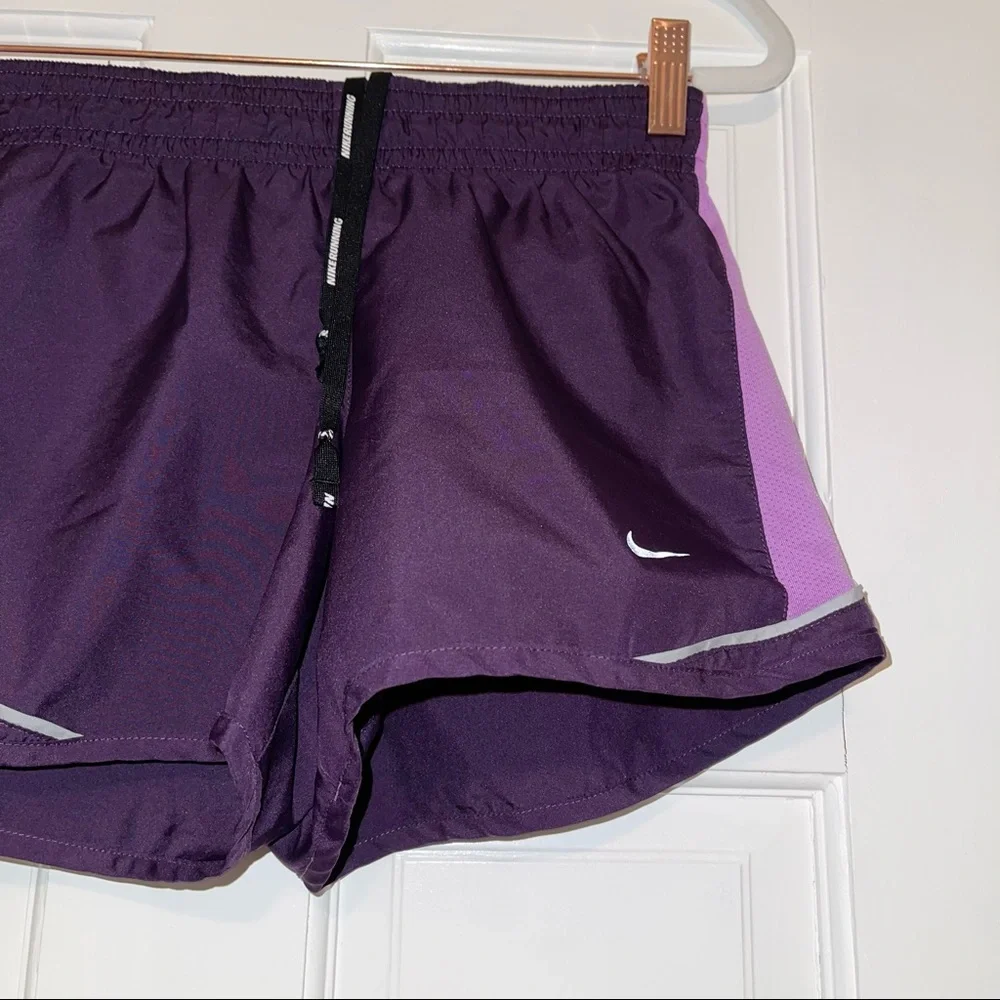 Nike dri-fit gym exercise running purple short shorts size XS